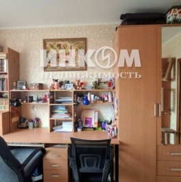 Продажа 2-комн квартиры на вторичном рынке Батайский проезд,  д. 65