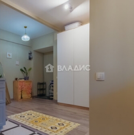 Продажа 1-комн квартиры на вторичном рынке Петрозаводская улица,  д. 16