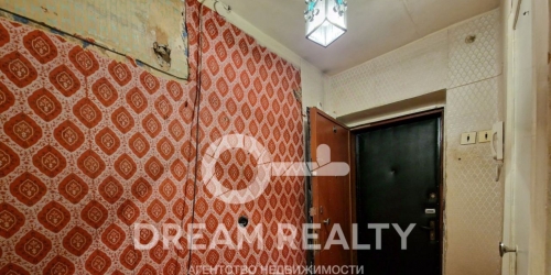 2-комн квартира улица Ватутина,  д. 2 к1