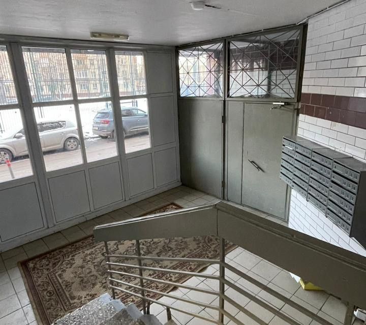 Продать Квартиры вторичка Волжский Бульвар квартал 113А, 3   