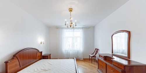 3-комн квартира ул Садовническая,  д. 27