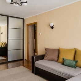 Продажа 2-комн квартиры на вторичном рынке Новоизмайловский пр-кт,  д. 30,  к. 2