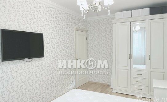Продажа 4-комн квартиры на вторичном рынке улица Генерала Белобородова,  д. 12