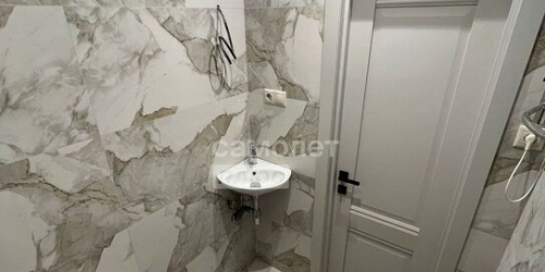 5-комн квартира улица Конёнкова,  д. 23