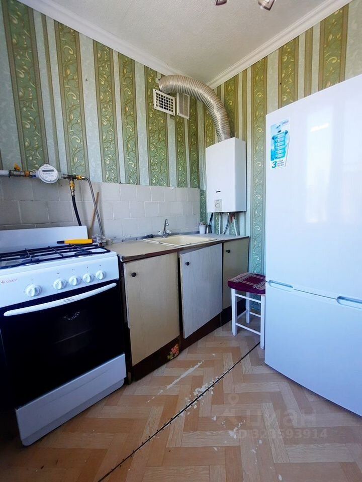 Продажа 2-комн квартиры на вторичном рынке Сланцы, улица Баранова, 6