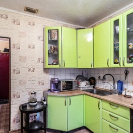 Продажа 1-комн квартиры на вторичном рынке улица Плещеева,  д. 8