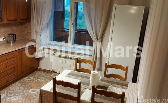 Аренда 4-комн квартиры на вторичном рынке улица Генерала Ермолова,  д. 10/6