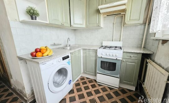 Продажа 3-комн квартиры на вторичном рынке Наличная улица