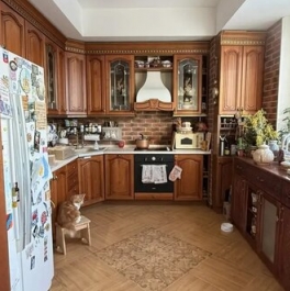 Продажа 5-комн квартиры на вторичном рынке ул Академика Волгина,  д. 8,  к. 2