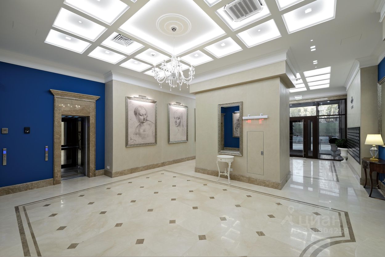 Продажа 2-комн квартиры на вторичном рынке Рубцовско-Дворцовая улица, 4