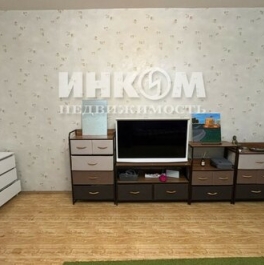Аренда 1-комн квартиры на вторичном рынке Ельнинская улица,  д. 8