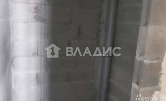 Продажа 1-комн квартиры на вторичном рынке бульвар Головнина,  д. 3 к1