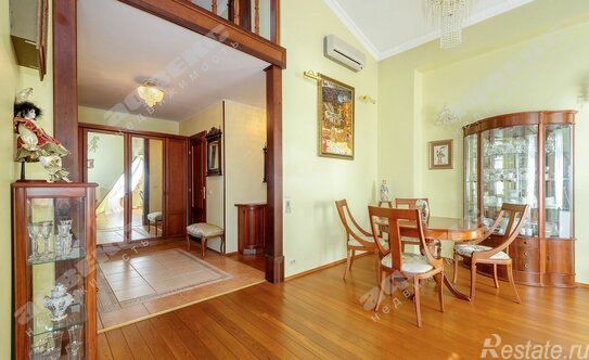 Продажа 2-комн квартиры на вторичном рынке 13-я линия,  д. 42