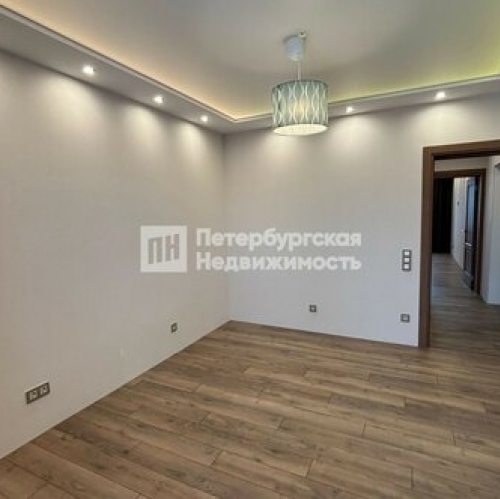 3-комн квартира Южное ш,  д. 47 к3