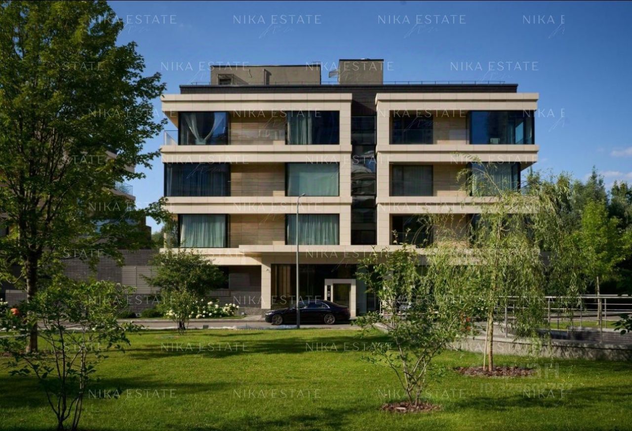 Продажа 4-комн квартиры на вторичном рынке Минская улица, 2Вк6