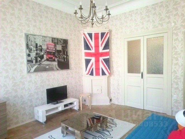 Аренда 3-комн квартиры на вторичном рынке Кирилловская улица, 18