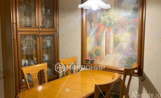 Продажа 3-комн квартиры на вторичном рынке проспект Сизова,  д. 12 к1