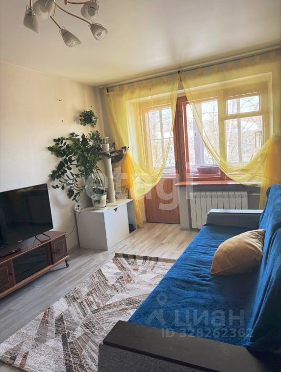Продажа 2-комн квартиры на вторичном рынке Королев, улица Карла Маркса, 4
