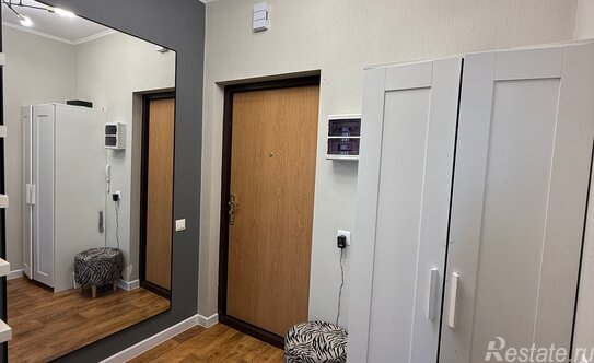 Продажа 1-комн квартиры на вторичном рынке ул Адмирала Трибуца,  д. 7