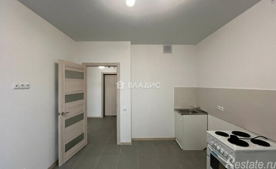 Продажа 3-комн квартиры на вторичном рынке Чоботовская улица,  д. 2А