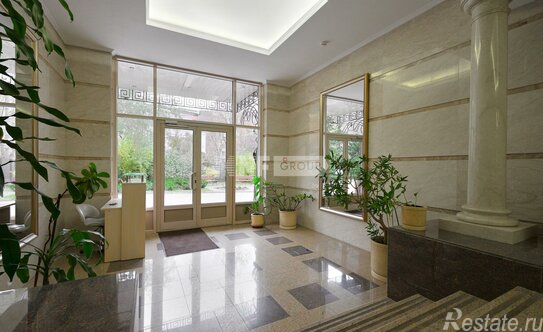 Продажа 3-комн квартиры на вторичном рынке Зачатьевский 1-й пер,  д. 6,  к. 1