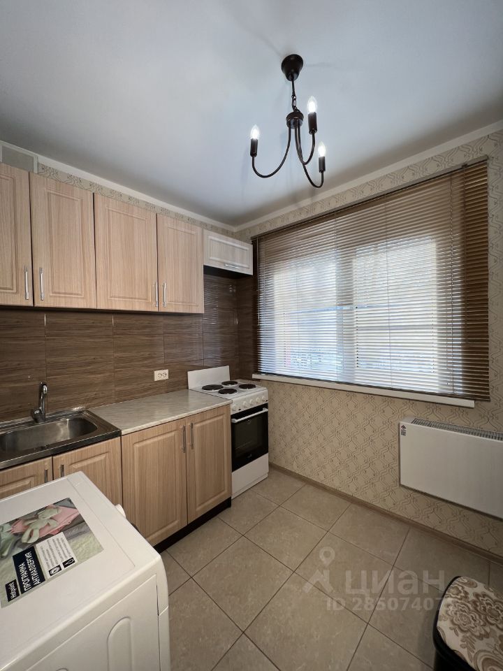 Аренда 2-комн квартиры на вторичном рынке Шипиловская улица, 3