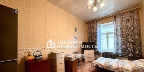 4-комн квартира Тамбовская ул,  д. 35