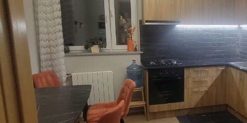 3-комн квартира улица Серегина, 3