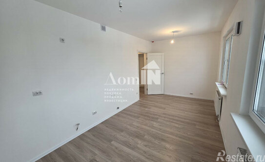 Продажа 2-комн квартиры на вторичном рынке Ковалёво, Поперечная улица,  д. 2 к1