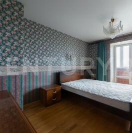 Продажа 3-комн квартиры на вторичном рынке Ветеранов пр-кт,  д. 114,  к. 1