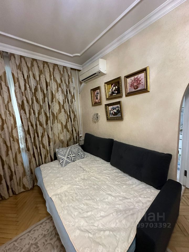 Аренда 2-комн квартиры на вторичном рынке Калибровская улица, 22А