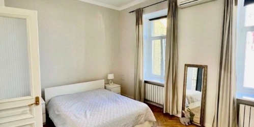 4-комн квартира Климентовский пер,  д. 9/1