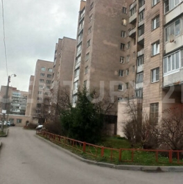 Продажа 2-комн квартиры на вторичном рынке улица Шишкина,  д. 307