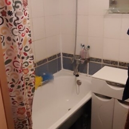 Продажа 3-комн квартиры на вторичном рынке Кронштадт г, Велещинского ул,  д. 15