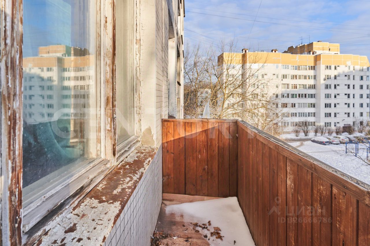 Продажа 2-комн квартиры на вторичном рынке улица Солдата Корзуна, 44