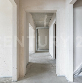 Продажа 3-комн квартиры на вторичном рынке Свердловская наб,  д. 58