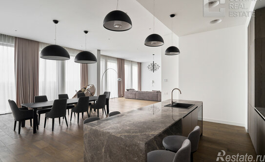 Продажа 4-комн квартиры на вторичном рынке улица Костикова,  д. 4 к1