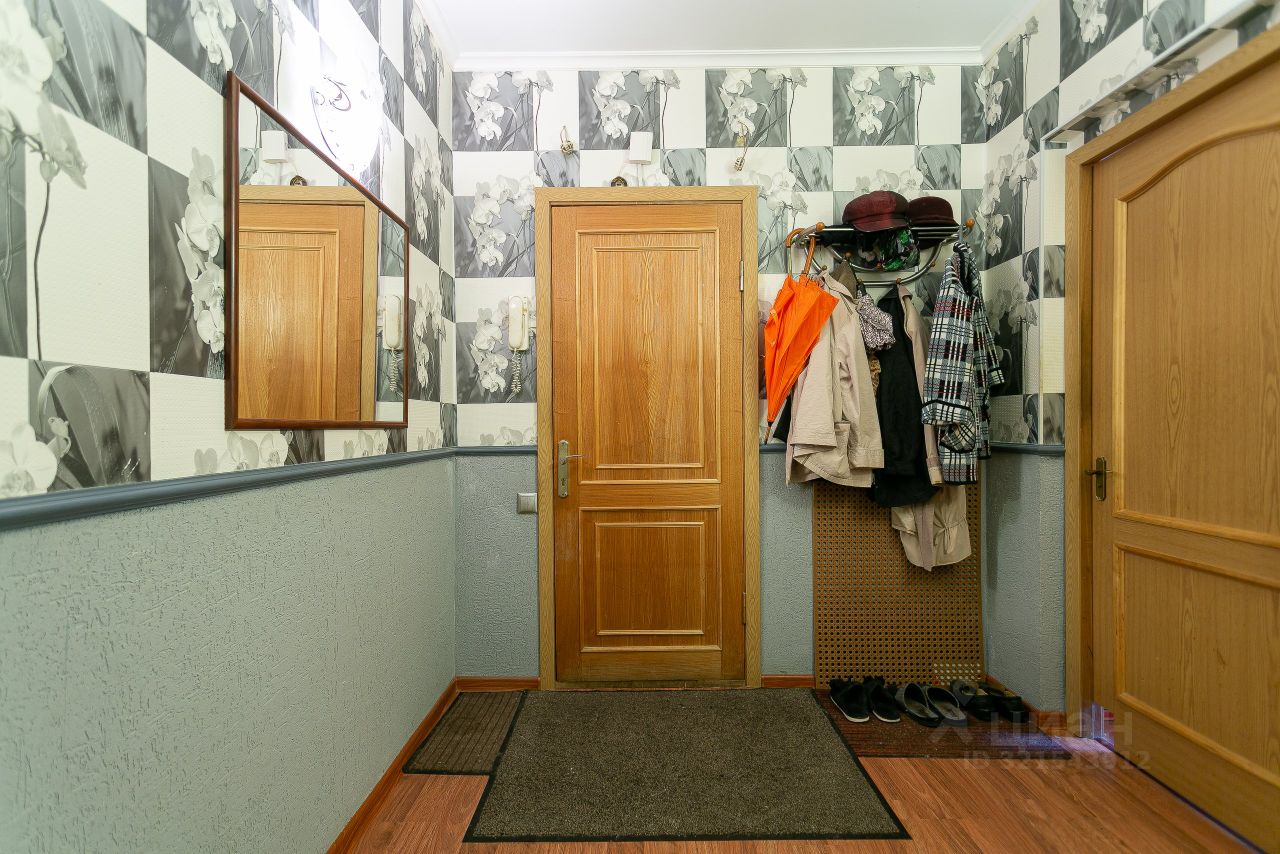 Продажа 3-комн квартиры на вторичном рынке проспект Королева, 27К1