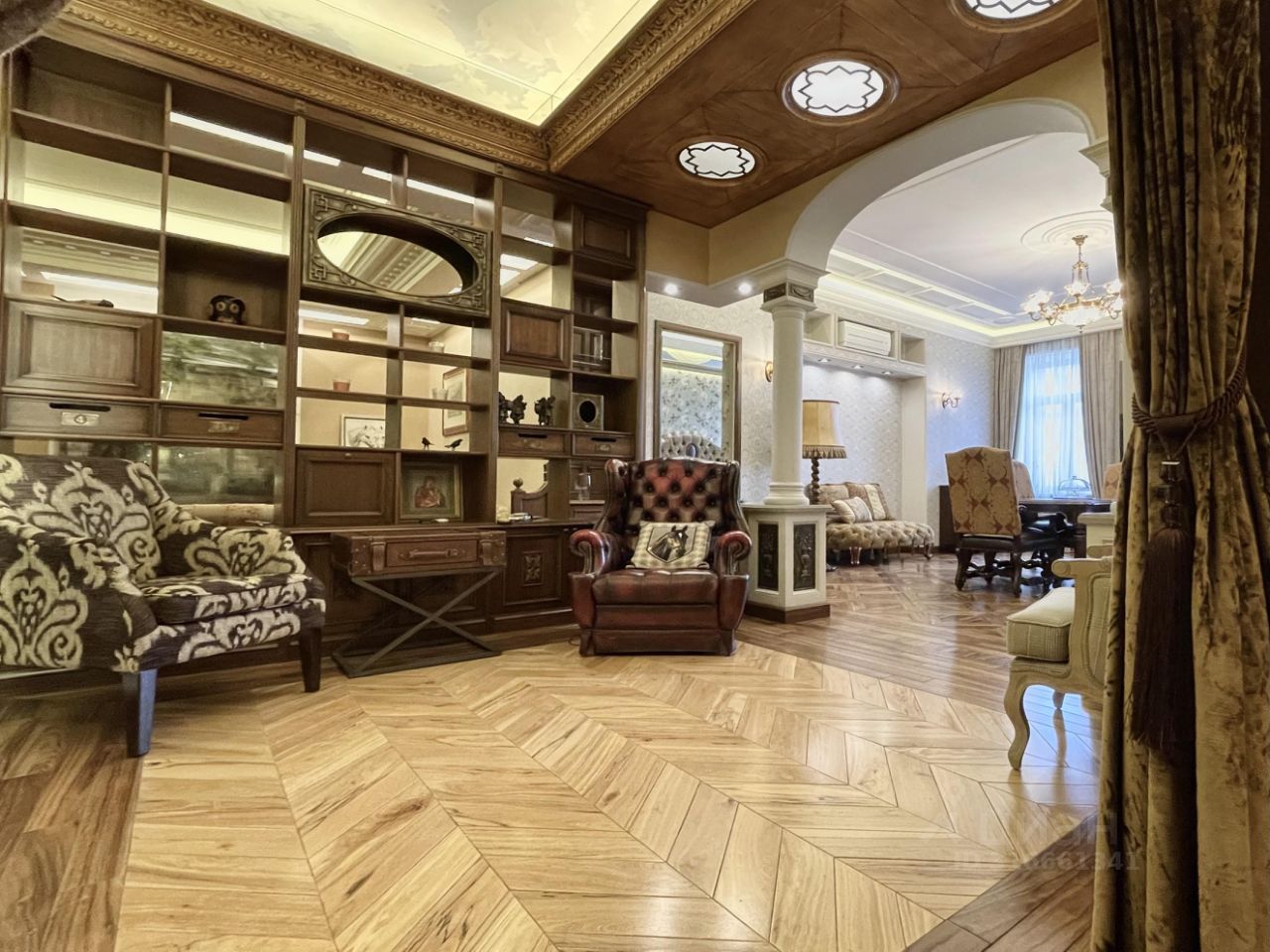 Продажа 3-комн квартиры на вторичном рынке набережная Канала Грибоедова, 14