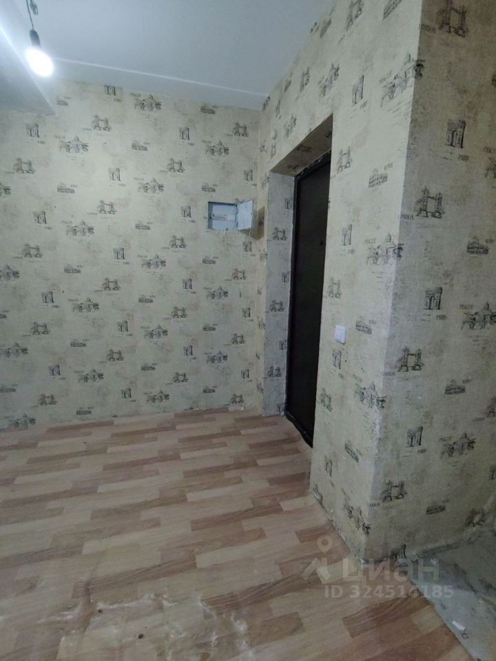 Продажа 1-комн квартиры на вторичном рынке Павловск, Конюшенная улица, 26