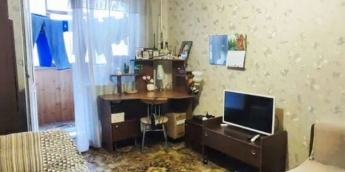 2-комн квартира улица Декабристов,  д. 1