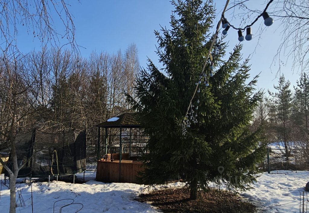 Продажа дома Ульяновка пгт, проспект Володарского, 121