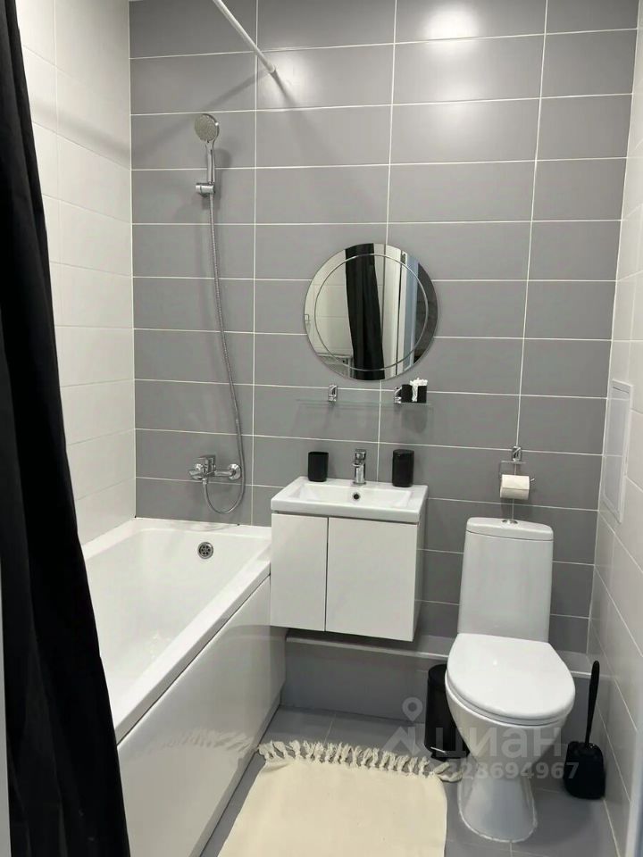 Аренда 1-комн квартиры на вторичном рынке Московский проспект, 71к2