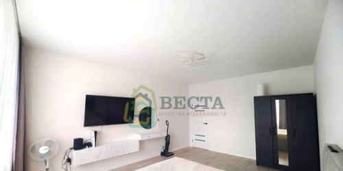 3-комн квартира улица Бабушкина,  д. 61