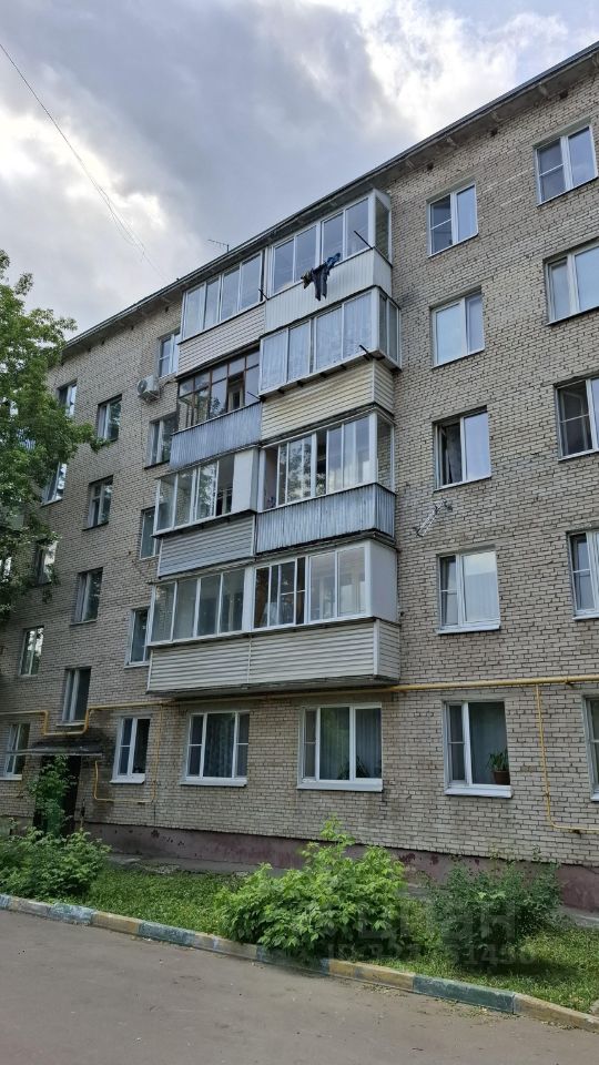 Продажа 2-комн квартиры на вторичном рынке Сходня мкр, Горная улица, 24