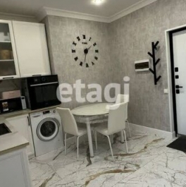 Продажа 2-комн квартиры на вторичном рынке Русановская ул,  д. 19 к4