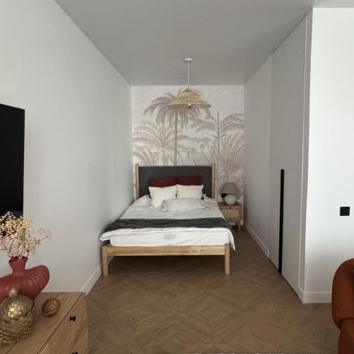 1-комн квартира с. Домодедово, улица Современников, 6