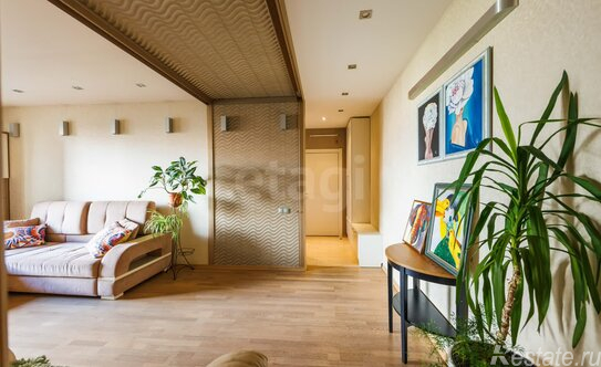 Продажа 3-комн квартиры на вторичном рынке Просвещения пр-кт,  д. 99