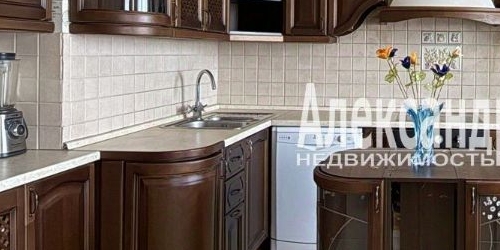 4-комн квартира Краснопутиловская улица, 76к2