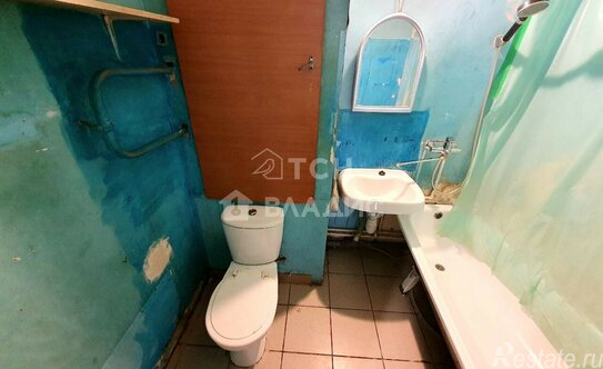 Продажа 2-комн квартиры на вторичном рынке Балашиха г, Авиаторов мкр, Нестерова б-р,  д. 9